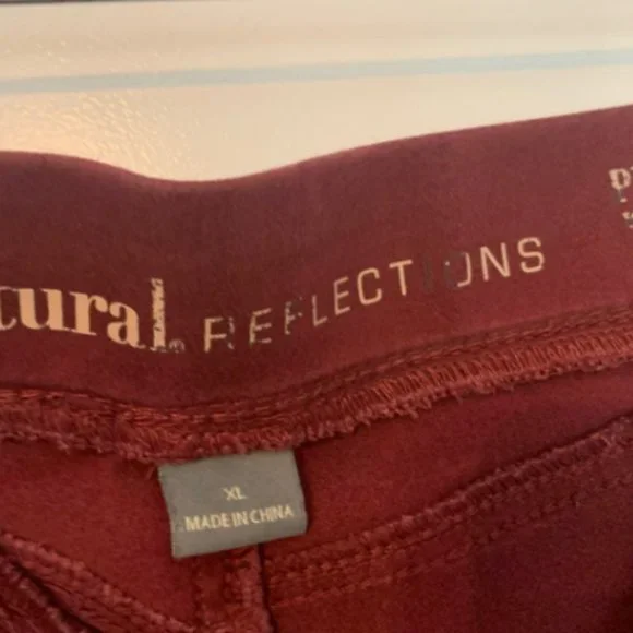 Women's Jeggings - Picture 6 of 8